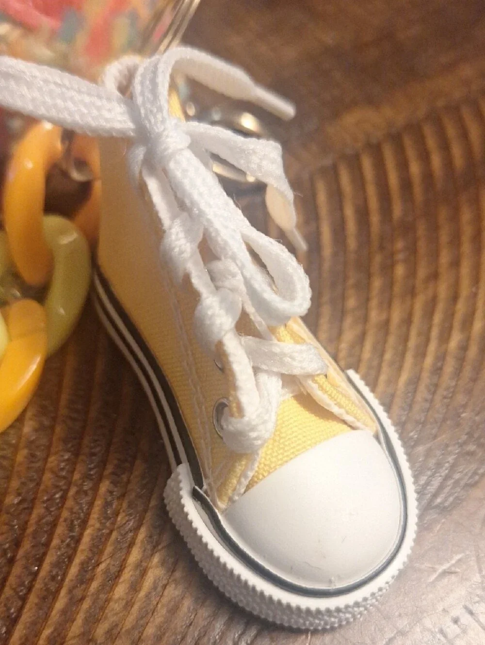N/A cute yellow